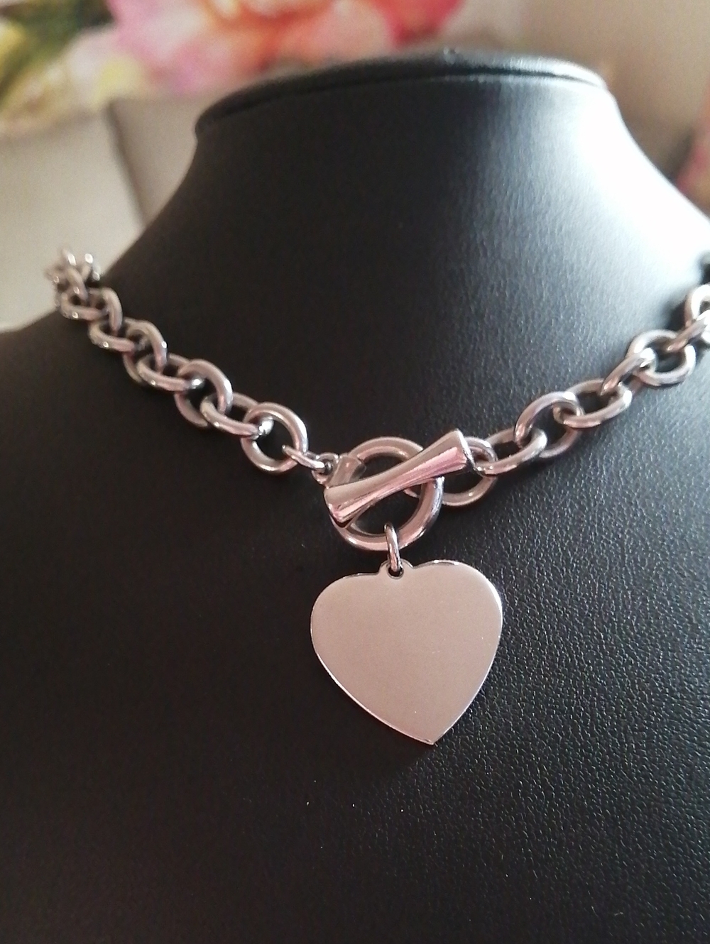 Gorgeous Heart Toggle Necklace 18" Long